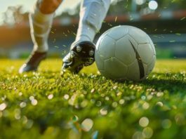 Le Maroc s’affirme comme modèle sportif au Salon de Football d’Abidjan