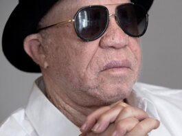 Salif Keïta a livré un concert magistral à Mawazine, mêlant profondeur, authenticité et communion avec le public.