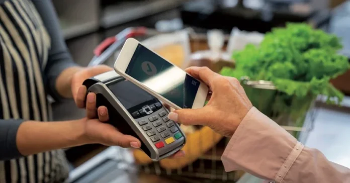 Paiement mobile : plus de 13 millions de comptes actifs au Maroc