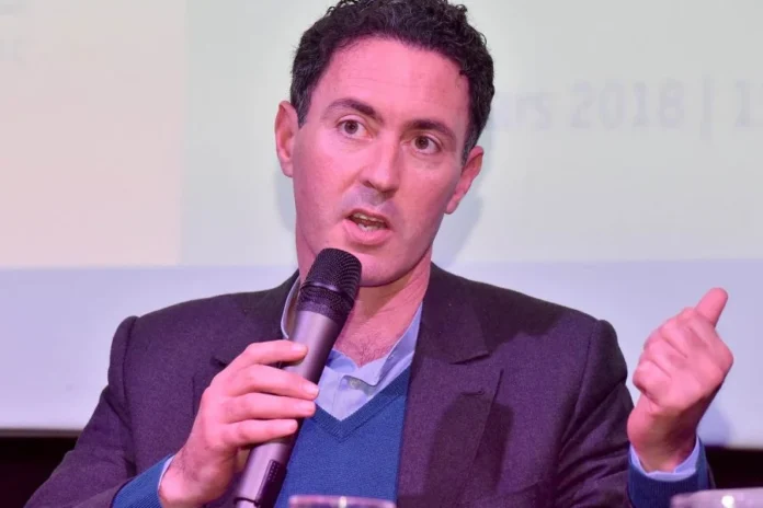 GenZ : Omar Balafrej tire un trait sur la politique mais pas sur l’engagement