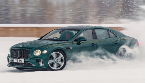 Bentley Bentley pousse sa berline à 193 km/h sur glace