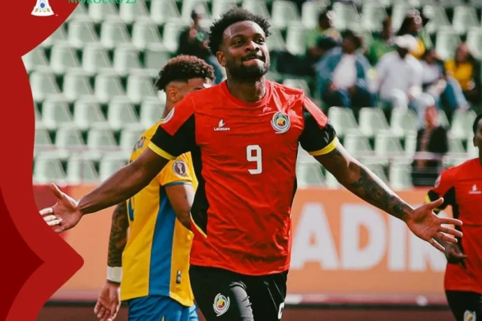 Le Mozambique s’offre son premier succès en CAN face au Gabon. Mahrez continue d’impressionner avec l’Algérie, déjà qualifiée pour les huitièmes.