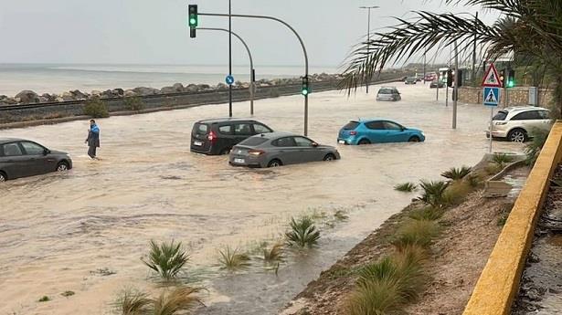 L’Espagne sous les eaux : coupures, routes fermées, trafic perturbé