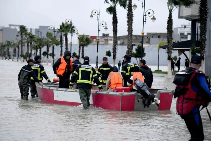 À Ksar El Kébir, l’évacuation massive a précédé la catastrophe. Un dispositif rapide et coordonné par l'Etat marocain pour réduire le risque.