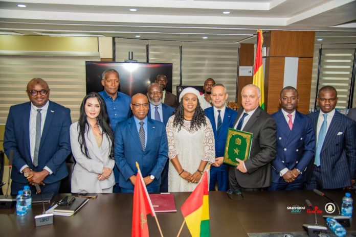 BANK OF AFRICA finance la construction d'une route en Guinée