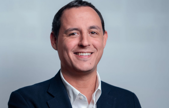 Hassan Rouissi porte le Maroc au sein de VoxComm